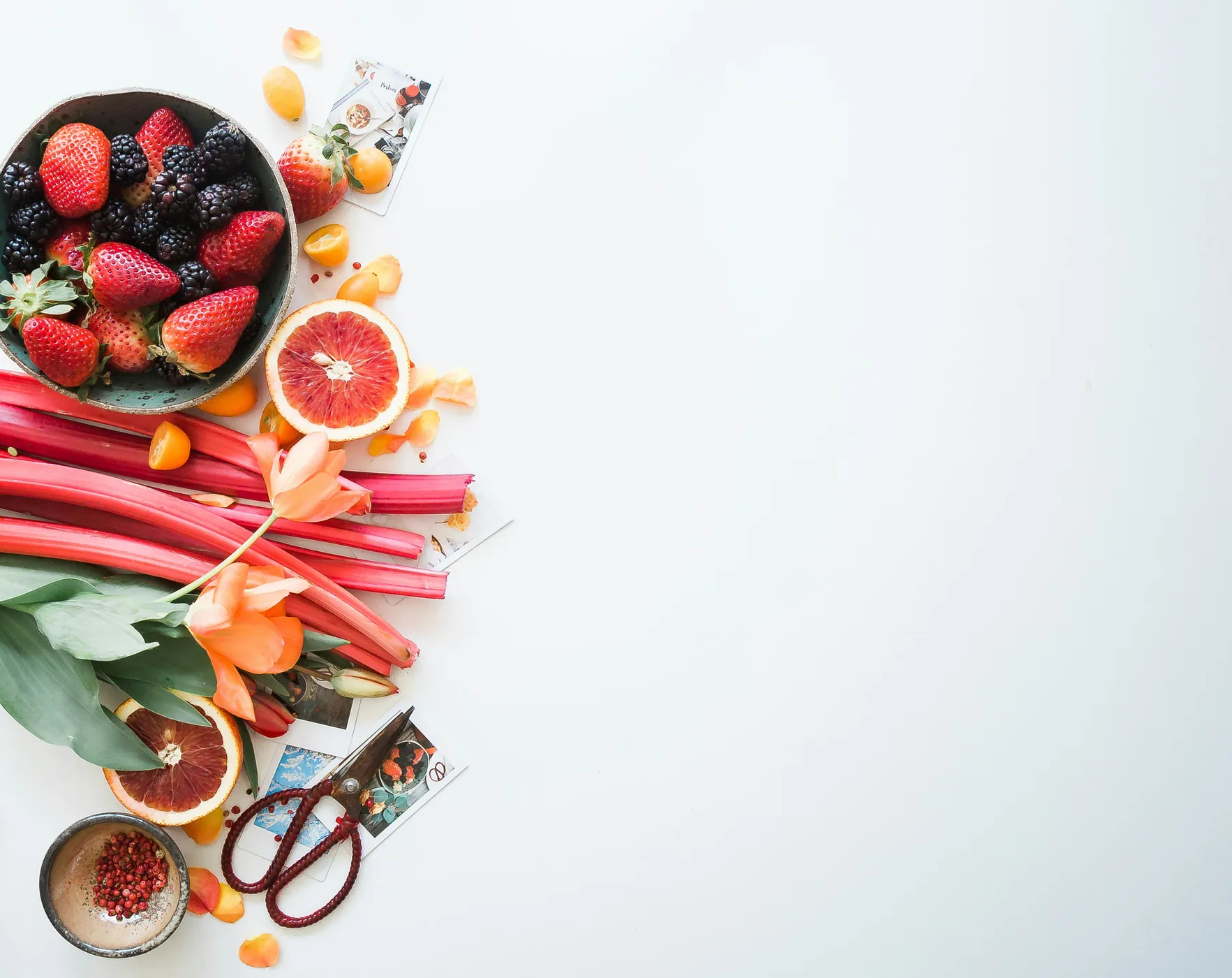 Fresh fruit and vegetables for colourful everyday nutrition